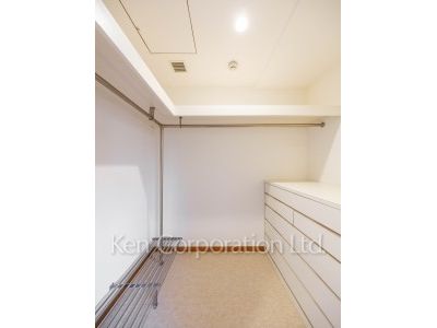 城山トラストコートの写真 ウォークインクローゼット