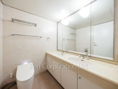 城山トラストコートの写真 パウダールーム