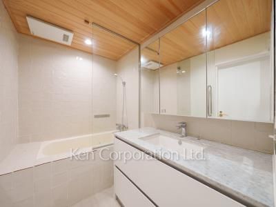 パウダールーム