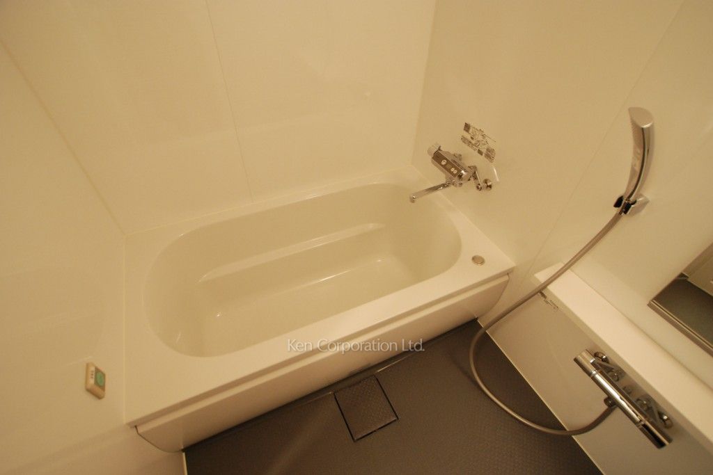 リバー&タワーの写真 バスルーム ※5階の同じ間取タイプを撮影。仕様が異なることがあります。
