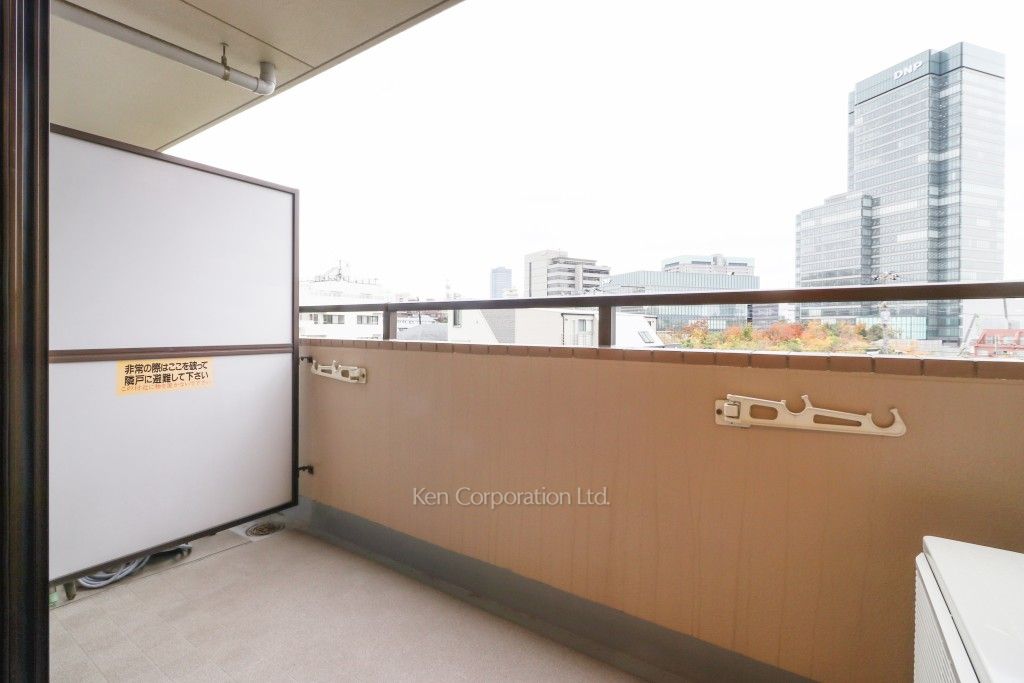 アーバンコート市ヶ谷の写真 バルコニー