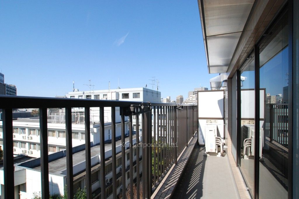 アーバンコート市ヶ谷の写真 バルコニー