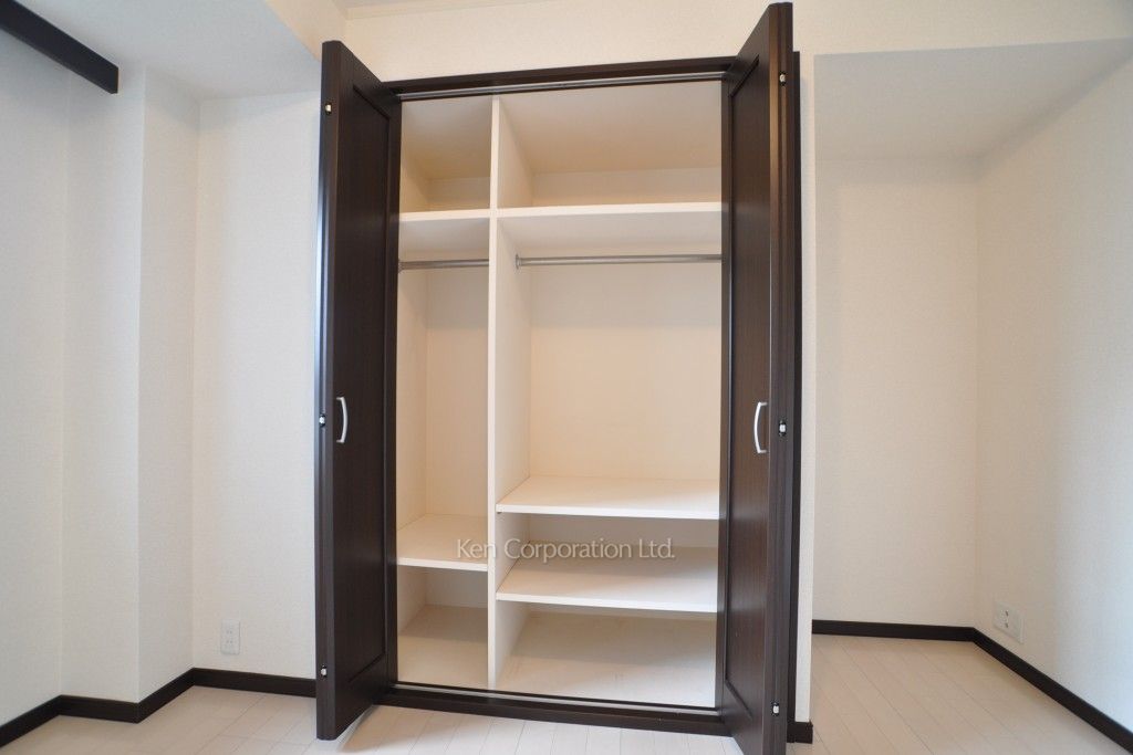 リバー&タワーの写真 クローゼット ※4階の同じ間取タイプを撮影。仕様が異なることがあります。