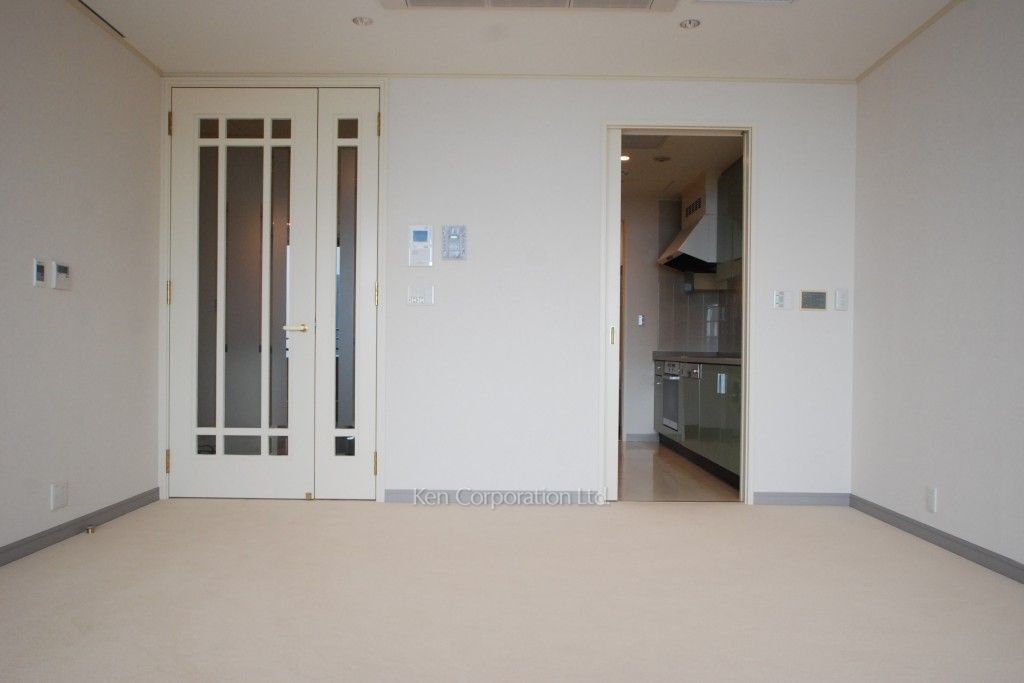 グリーンパーク赤坂の写真 リビングダイニング