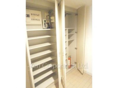 リバーポイントタワーの写真 クローゼット等 ※写真・画像は実際と異なる場合がございます。部屋写真は同一タイプのものです。（ただし、画像中にタイプ名の記載がある場合はその記載内容を優先します。）