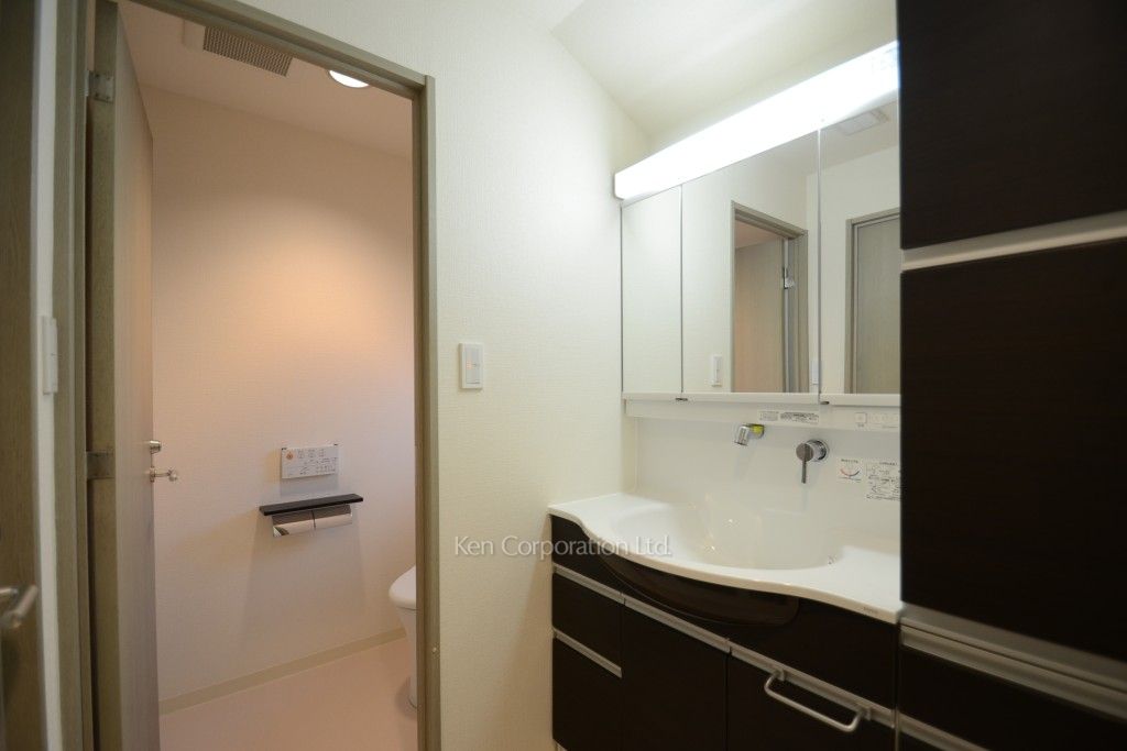 参宮橋マンションの写真 パウダールーム ※3階の同じ間取タイプを撮影。仕様が異なることがあります。