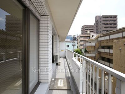 メゾン・ド・中目黒の写真 バルコニー