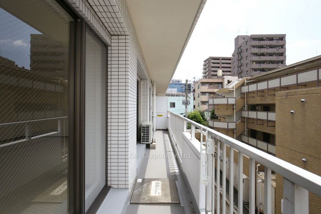 メゾン・ド・中目黒の写真 バルコニー