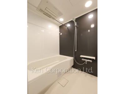 バスルーム ※7階の同じ間取タイプを撮影。仕様が異なることがあります。