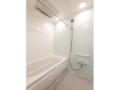 六本木ファーストプラザの写真 バスルーム ※18階の同じ間取タイプを撮影。仕様が異なることがあります。