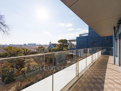 ディプロマット緑ヶ丘の写真 バルコニー