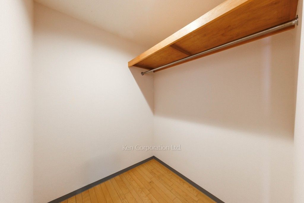 ディプロマット緑ヶ丘の写真 ウォークインクローゼット