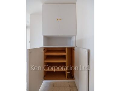 品川プリンス・レジデンスの写真 シューズクローゼット