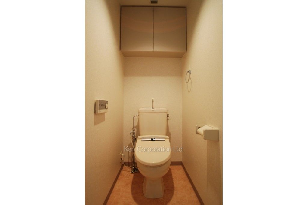 日本橋箱崎シティハイツの写真 トイレ ※2階の同じ間取タイプを撮影。仕様が異なることがあります。