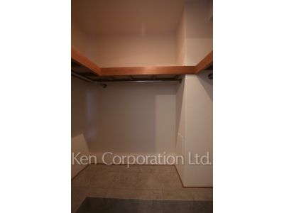 サヴァリン市ヶ谷の写真 ウォークインクローゼット