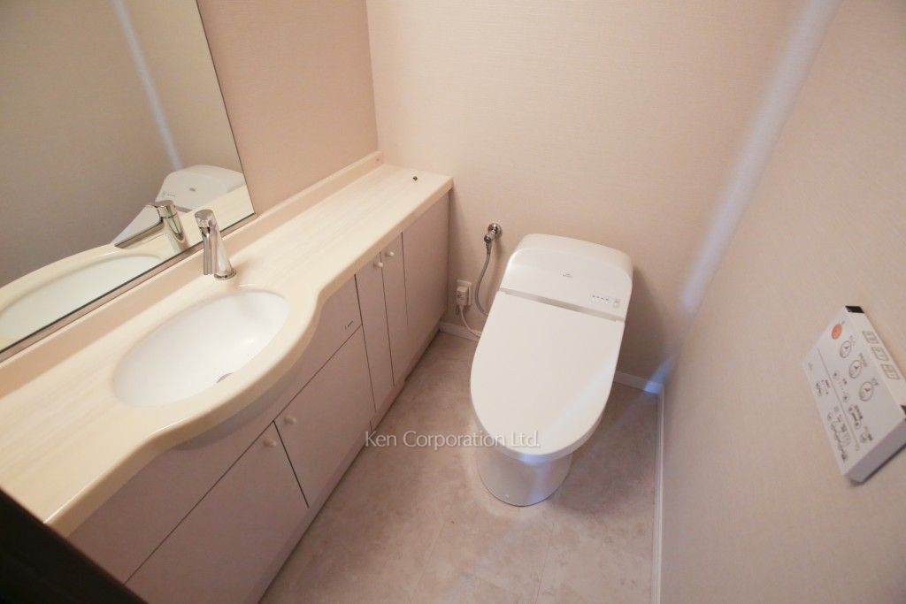 サヴァリン市ヶ谷の写真 トイレ