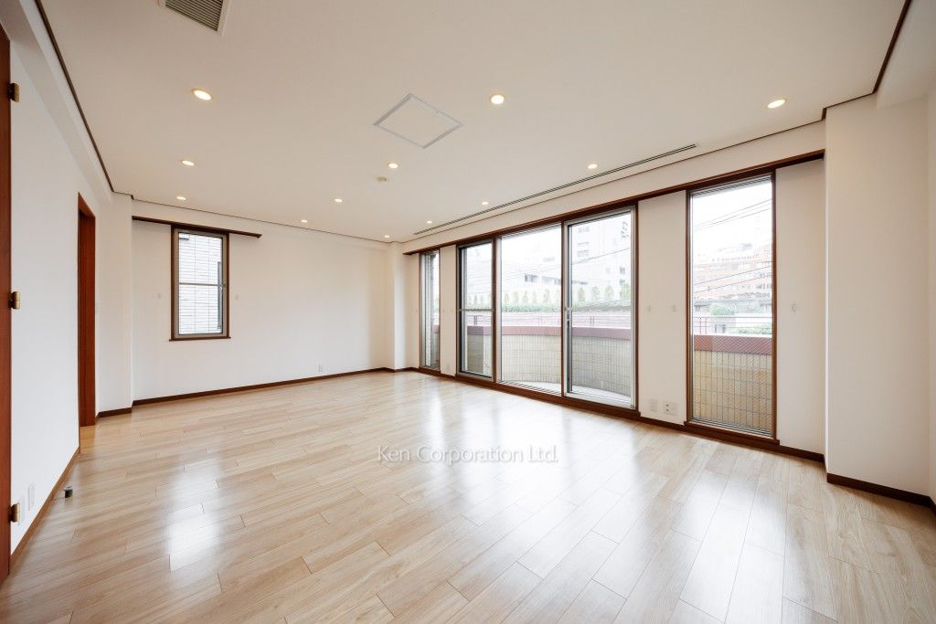 アルファエイト南青山の写真 居室（LDなど）