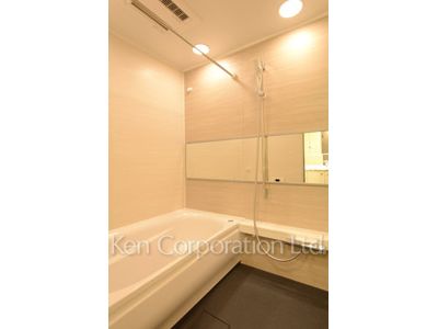 カスタリア参宮橋の写真 バスルーム ※4階の同じ間取タイプを撮影。仕様が異なることがあります。