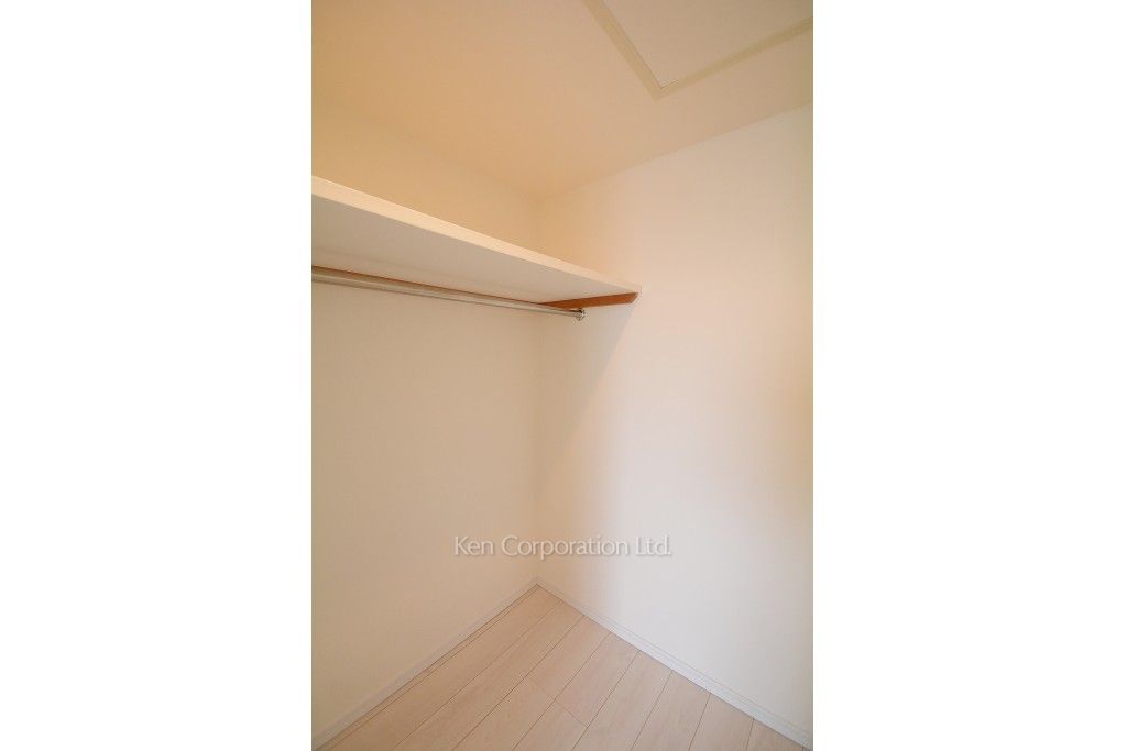 カスタリア参宮橋の写真 ウォークインクローゼット ※4階の同じ間取タイプを撮影。仕様が異なることがあります。