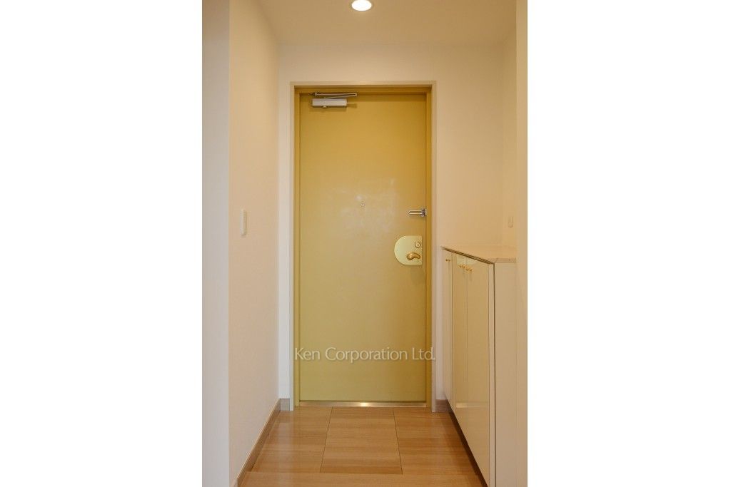 千代田ファーストハイツの写真 玄関 ※15階の同じ間取タイプを撮影。仕様が異なることがあります。