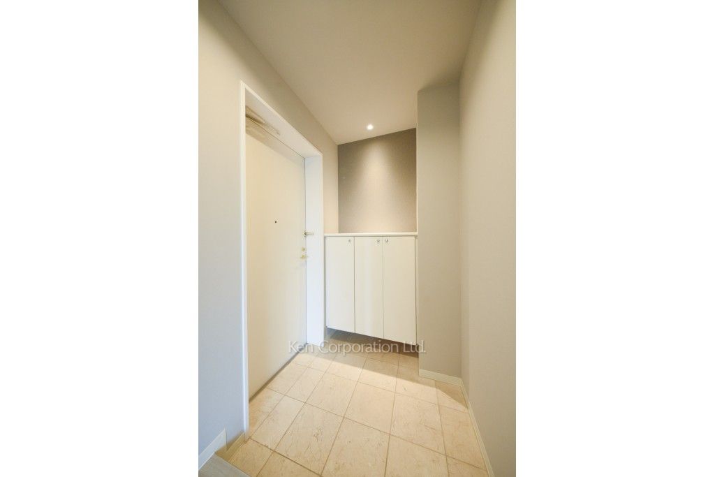 パラシオ青山の写真 玄関