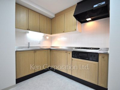 パーク・アヴェニュー神南の写真 キッチン