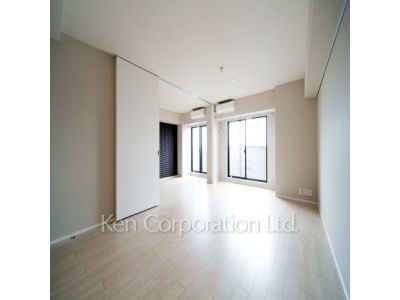 パーク・アヴェニュー神南の写真 リビングダイニング ※写真・画像は実際と異なる場合がございます。部屋写真は同一タイプのものです。（ただし、画像中にタイプ名の記載がある場合はその記載内容を優先します。）