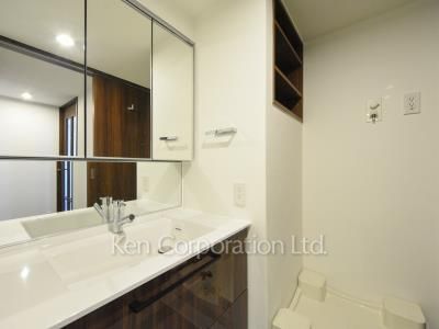 パーク・アヴェニュー神南の写真 パウダールーム ※7階の同じ間取タイプを撮影。仕様が異なることがあります。