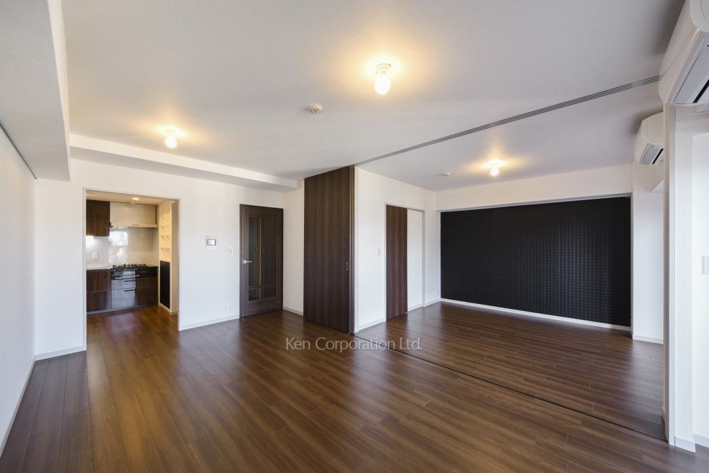 パーク・アヴェニュー神南の写真 居室（LDなど） ※7階の同じ間取タイプを撮影。仕様が異なることがあります。