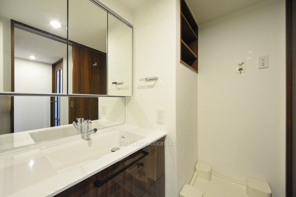 パーク・アヴェニュー神南の写真 パウダールーム ※7階の同じ間取タイプを撮影。仕様が異なることがあります。