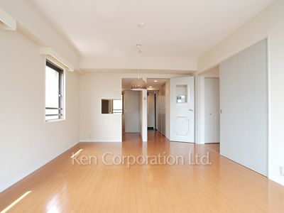 代官山ハイツの写真 リビングダイニング ※4階の同じ間取タイプを撮影。仕様が異なることがあります。