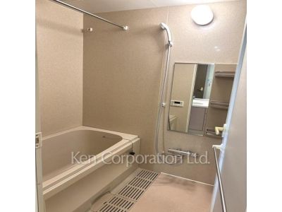 バスルーム ※写真・画像は実際と異なる場合がございます。部屋写真は同一タイプのものです。（ただし、画像中にタイプ名の記載がある場合はその記載内容を優先します。）