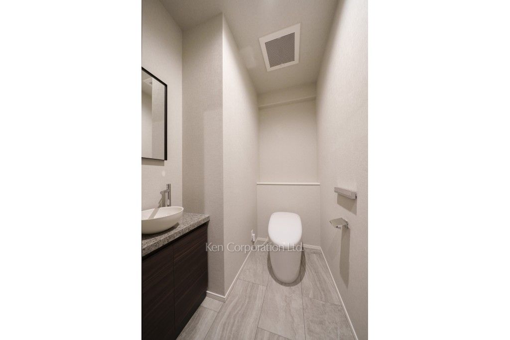 NK青山ホームズの写真 トイレ ※6階の同じ間取タイプを撮影。仕様が異なることがあります。