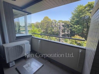 Dash Living Aoyamaの写真 バルコニー