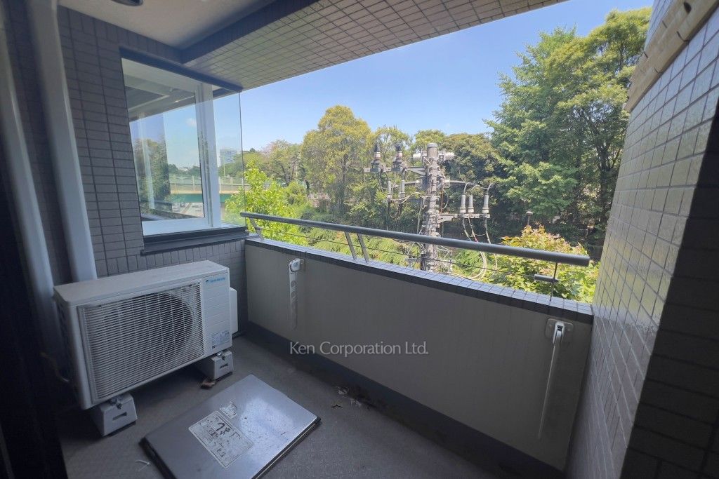 Dash Living Aoyamaの写真 バルコニー