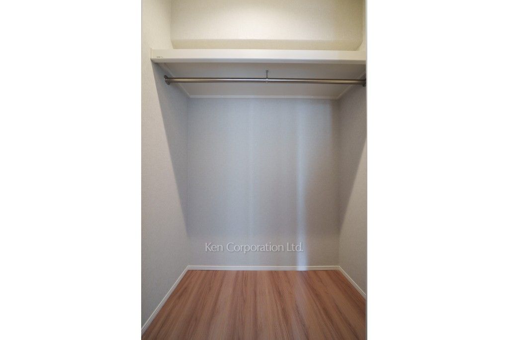 NK青山ホームズの写真 ウォークインクローゼット