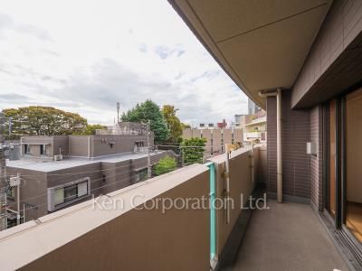 シルフィード南平台の写真 バルコニー