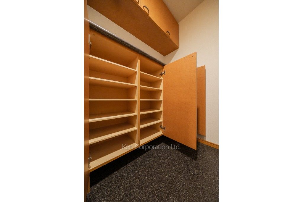 シルフィード南平台の写真 シューズクローゼット