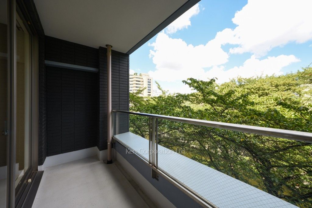 ハウス中目黒の写真 バルコニー