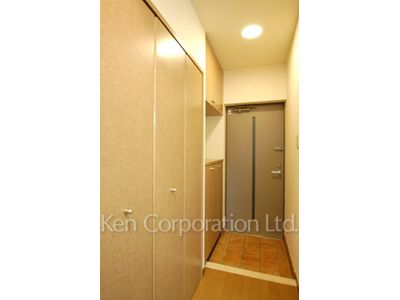 レジディア六本木檜町公園の写真 玄関 ※4階の同じ間取タイプを撮影。仕様が異なることがあります。