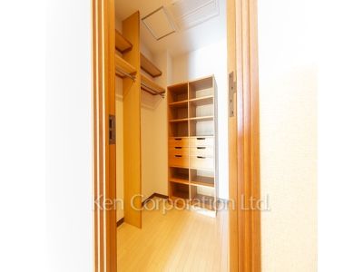 オークヒルスの写真 クローゼット等 ※写真・画像は実際と異なる場合がございます。部屋写真は同一タイプのものです。（ただし、画像中にタイプ名の記載がある場合はその記載内容を優先します。）