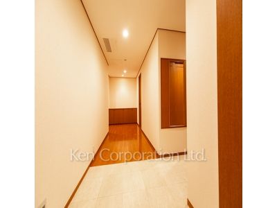 オークヒルスの写真 玄関 ※写真・画像は実際と異なる場合がございます。部屋写真は同一タイプのものです。（ただし、画像中にタイプ名の記載がある場合はその記載内容を優先します。）