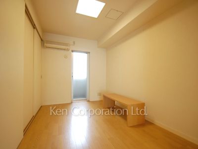 Elite Residence Miyamasuzakaの写真 ベッドルーム（家具等は付きません） ※7階の同じ間取タイプを撮影。仕様が異なることがあります。