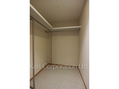 ウォークインクローゼット ※26階の同じ間取タイプを撮影。仕様が異なることがあります。