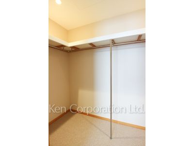 ラ・トゥール芝公園の写真 ウォークインクローゼット ※34階の同じ間取タイプを撮影。仕様が異なることがあります。