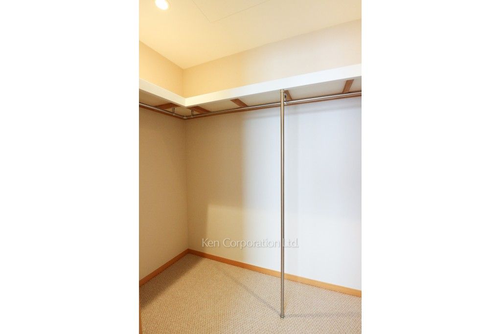 ラ・トゥール芝公園の写真 ウォークインクローゼット ※34階の同じ間取タイプを撮影。仕様が異なることがあります。