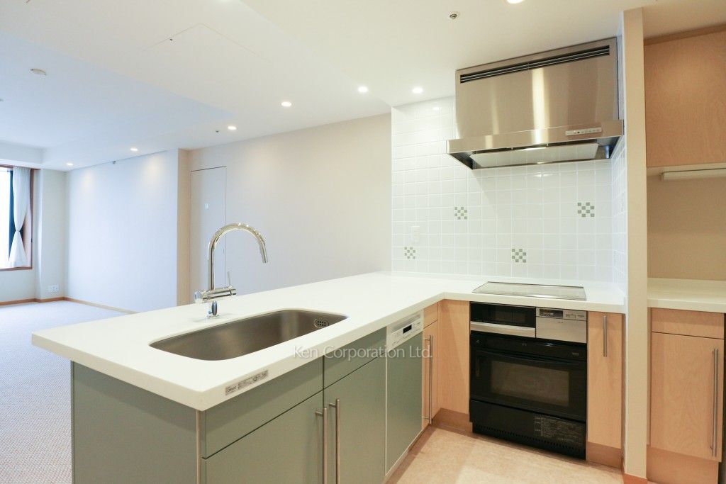 ラ・トゥール芝公園の写真 キッチン ※34階の同じ間取タイプを撮影。仕様が異なることがあります。