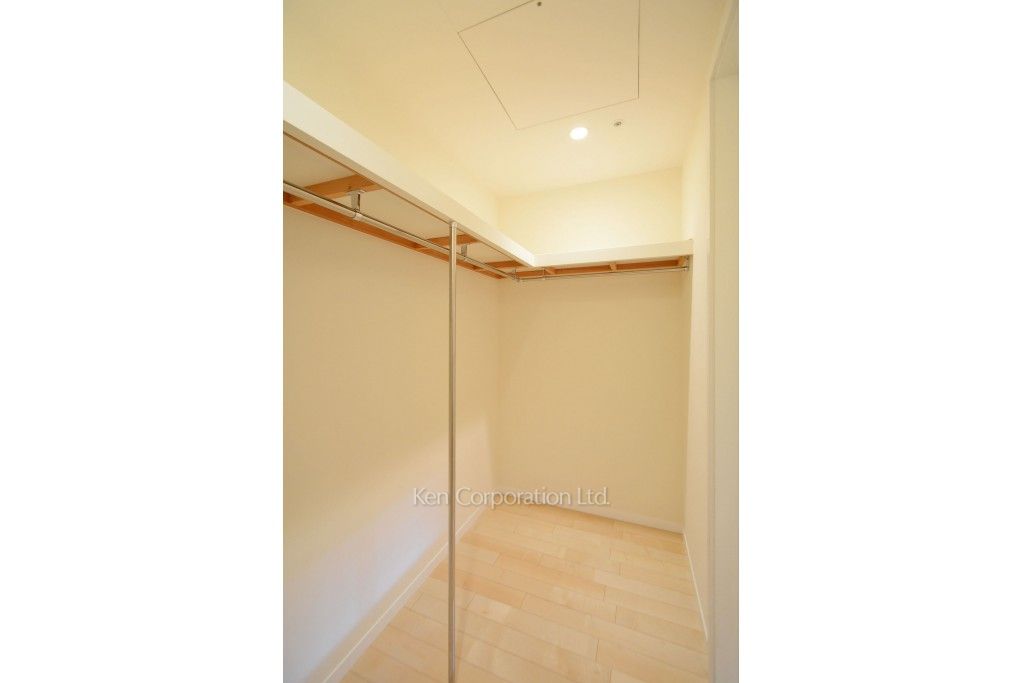 ラ・トゥール芝公園の写真 ウォークインクローゼット ※25階の同じ間取タイプを撮影。仕様が異なることがあります。