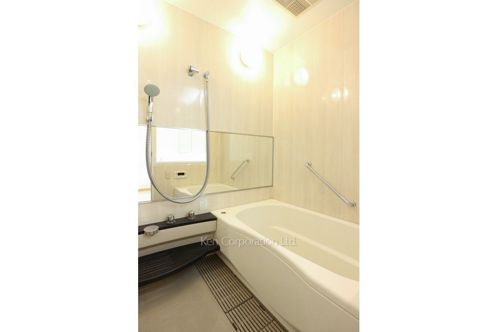 ラ・トゥール芝公園の写真 バスルーム ※34階の同じ間取タイプを撮影。仕様が異なることがあります。