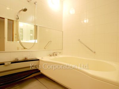 ラ・トゥール芝公園の写真 バスルーム ※31階の同じ間取タイプを撮影。仕様が異なることがあります。